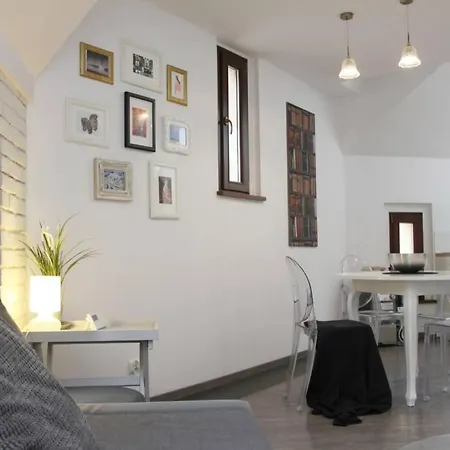Ewm Super Attic - 2-rooms - Old Town Krakau